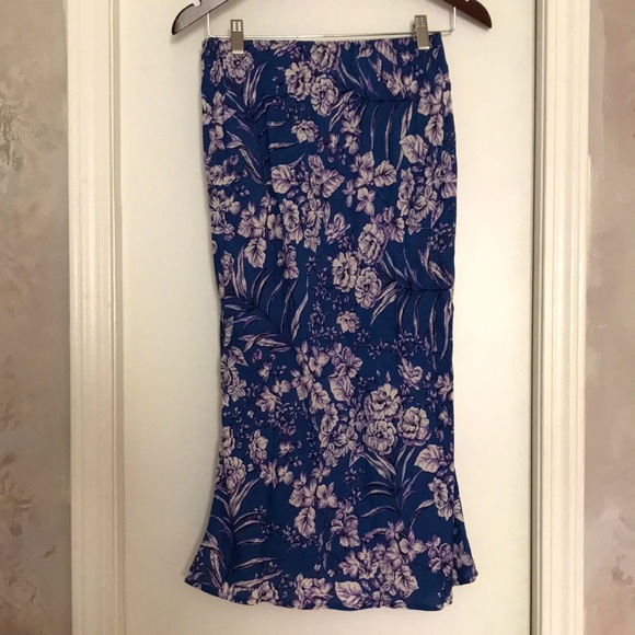 Emmy Floral blue slip skirt S NWT - Picture 7 of 11